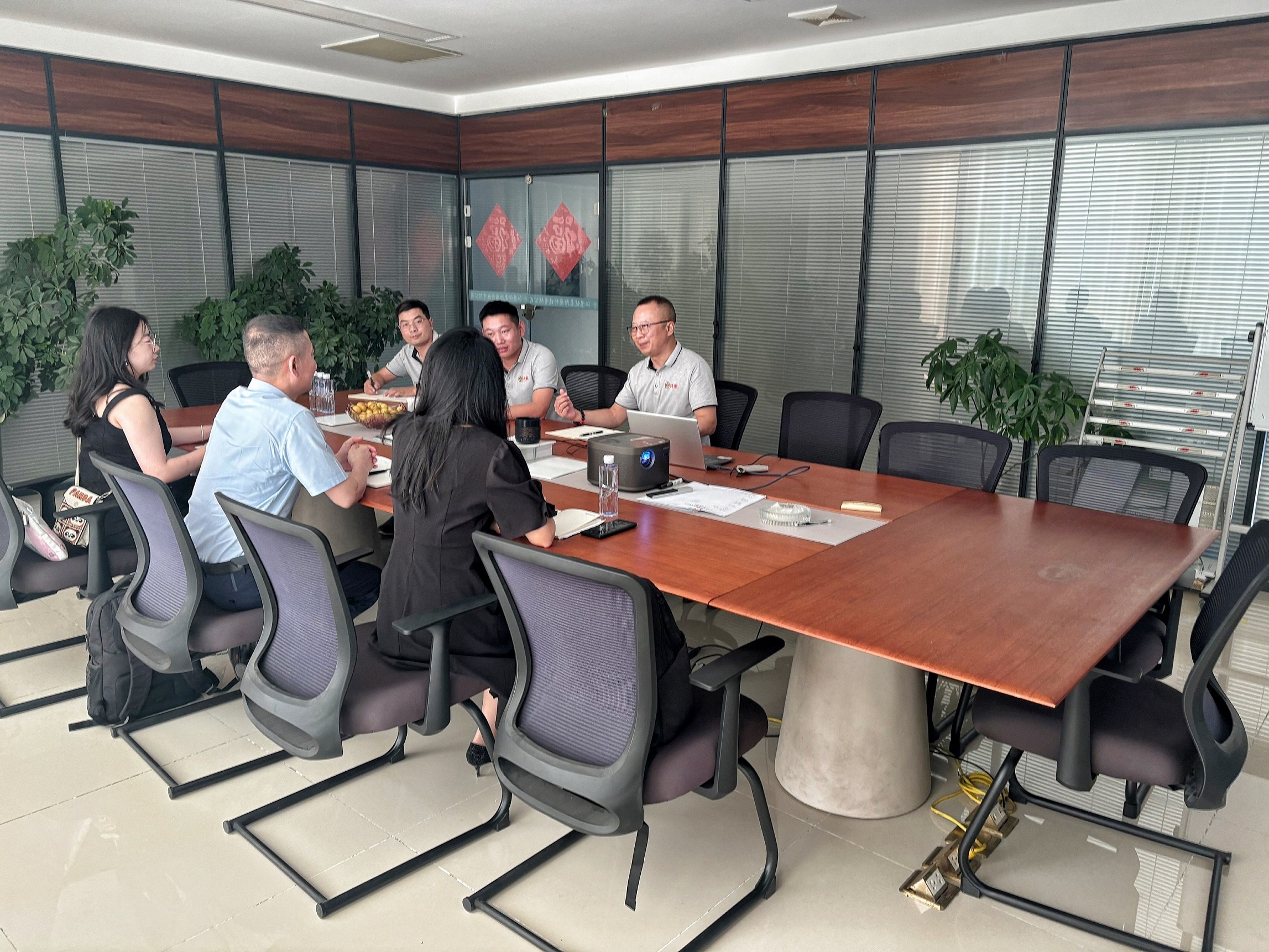 熱烈歡迎中國氯堿協會副秘書長一行蒞臨指導